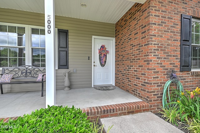 5000 Aberlea Pl, Piney Flats, TN 37686 - view of exterior entry with a porch