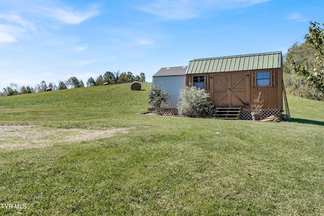 121 Hulse Rd, Jonesborough, TN 37659 - view of grassy yard featuring a shed