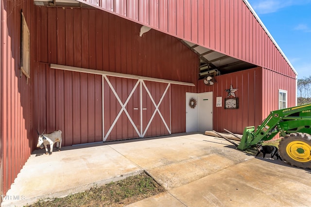 121 Hulse Rd, Jonesborough, TN 37659 - view of barn with a garage