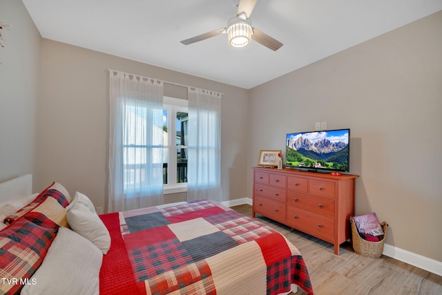 33472 Graceland Ln, Glade Spring, VA 24340 - bedroom featuring light wood-style flooring and a ceiling fan