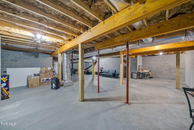 33472 Graceland Ln, Glade Spring, VA 24340 - unfinished below grade area with concrete block wall