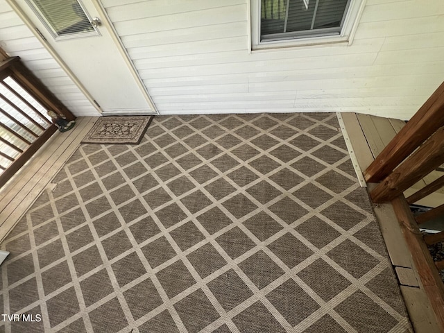 505 NE Lake St, Wise, VA 24293 - detailed view of wood walls