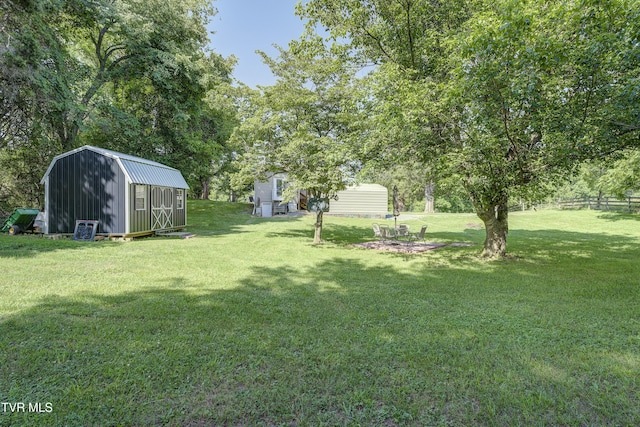 1277 Cooks Valley Rd, Kingsport, TN 37664 - view of grassy yard with a shed