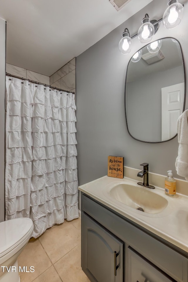 103 Daniels Way, Johnson City, TN 37615 - full bath with tile patterned flooring, vanity, and a shower with shower curtain