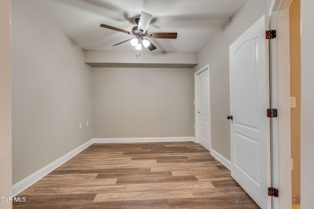 397 Ridgecrest Rd, Jonesborough, TN 37659 - unfurnished room with ceiling fan and wood finished floors