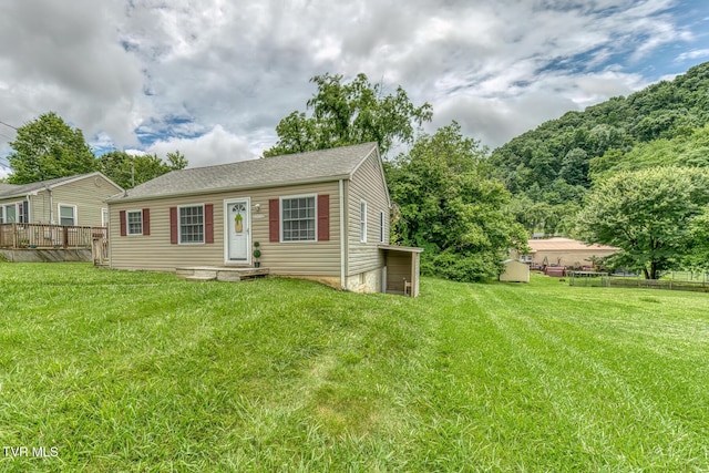 2344 Anderson St, Bristol, TN 37620 - view of front of home featuring a front lawn