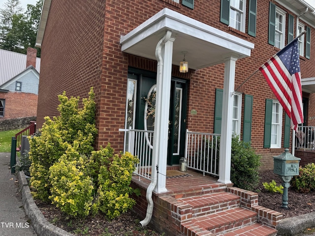 700 NW The Terrace St Unit D, Norton, VA 24273 - view of exterior entry with brick siding and covered porch