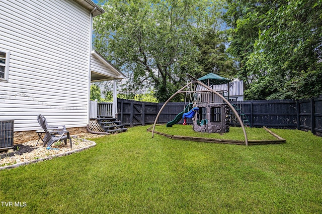 208 Hallock Pl, Abingdon, VA 24210 - fenced backyard with a playground