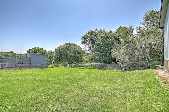 307 Tween Hills Rd, Bristol, TN 37620 - view of yard