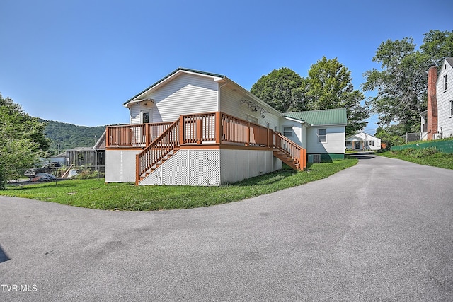 307 Tween Hills Rd, Bristol, TN 37620 - view of side of home with stairs and a wooden deck