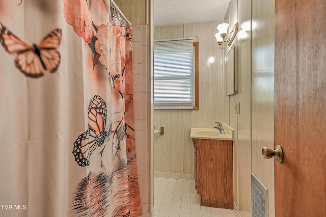 307 Tween Hills Rd, Bristol, TN 37620 - bathroom featuring tile patterned flooring, vanity, and a shower with curtain