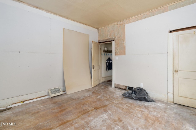 1411 E Unaka Ave, Johnson City, TN 37601 - view of unfurnished room