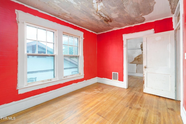 1411 E Unaka Ave, Johnson City, TN 37601 - spare room with hardwood / wood-style flooring and baseboards