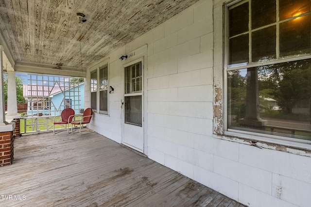 1411 E Unaka Ave, Johnson City, TN 37601 - view of wooden porch
