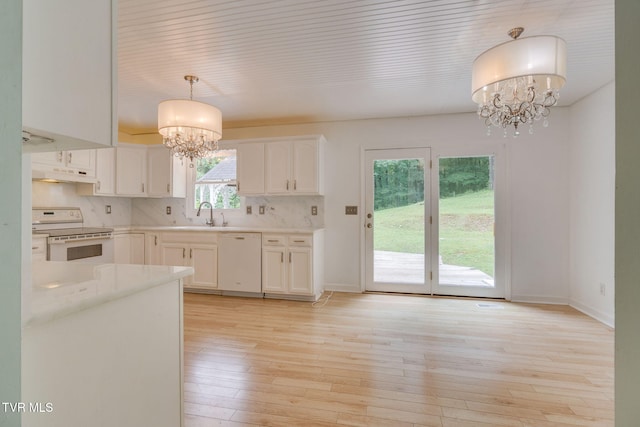 256 S Creek Ct, Kingsport, TN 37663 - kitchen with white appliances, a chandelier, under cabinet range hood, and white cabinets