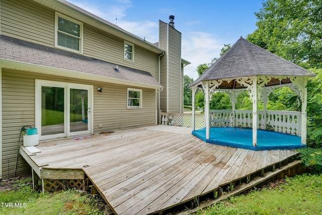256 S Creek Ct, Kingsport, TN 37663 - wooden deck featuring a gazebo