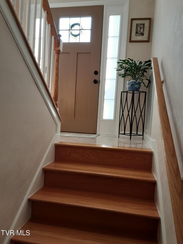 237 Stone Edge Cir, Kingsport, TN 37660