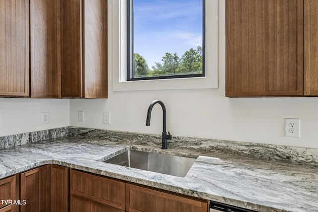 1533 Pactolas Rd Unit 107, Johnson City, TN 37604 - kitchen with a sink and light stone counters