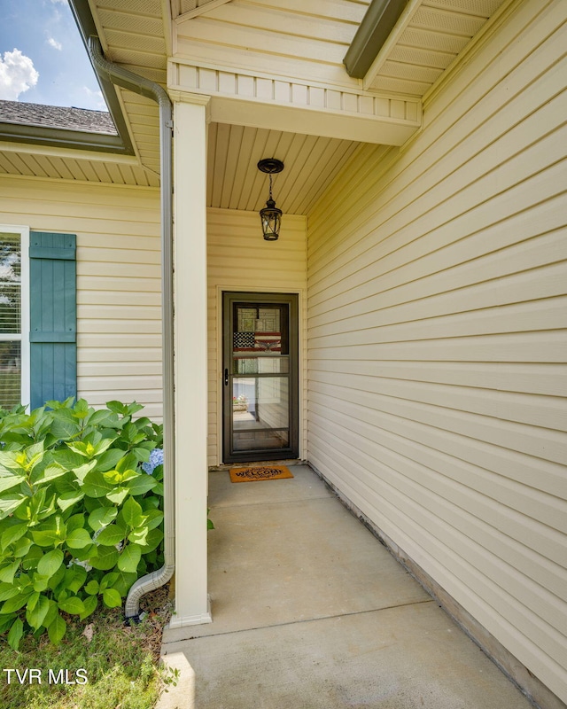 1645 Old Stagecoach Rd, Jonesborough, TN 37659 - entrance to property featuring covered porch