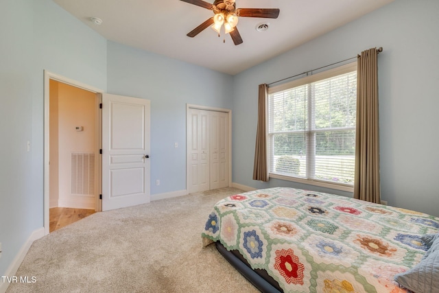1645 Old Stagecoach Rd, Jonesborough, TN 37659 - bedroom with carpet floors, a closet, and a ceiling fan