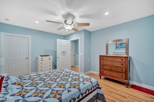 788 Watauga Rd, Watauga, TN 37694 - bedroom with wood finished floors, recessed lighting, and ceiling fan