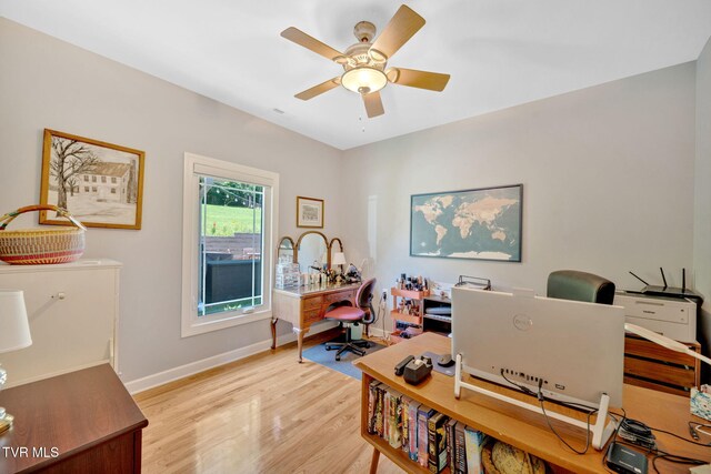 788 Watauga Rd, Watauga, TN 37694 - home office with light wood finished floors and a ceiling fan