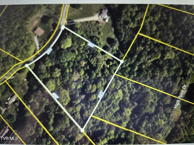 000 Garland Rd, Roan Mountain, TN 37687