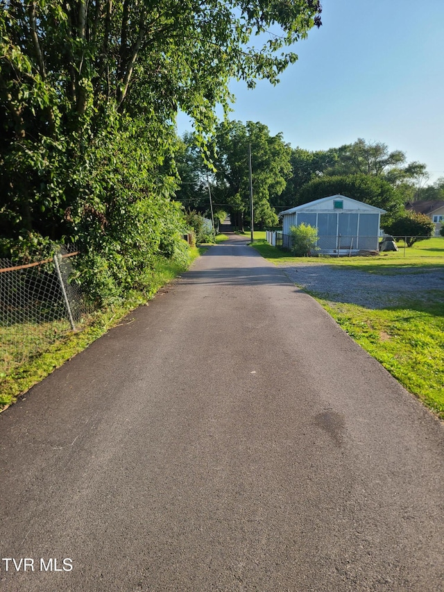 1814 Park St, Kingsport, TN 37664 - view of asphalt road