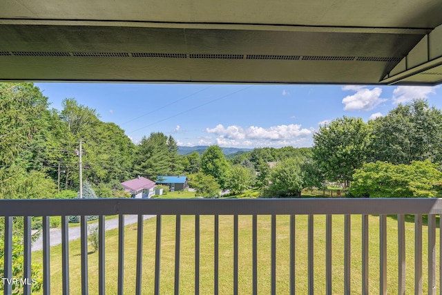 119 Orchard Meadows Ln, Roan Mountain, TN 37687 - view of balcony