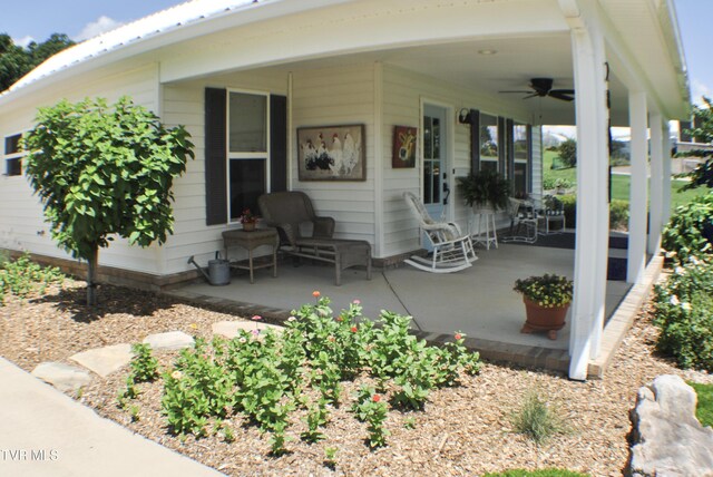 286 Sliger Rd, Jonesborough, TN 37659 - porch featuring ceiling fan