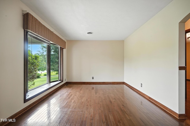 134 Richmond Hts, Jonesville, VA 24263 - spare room featuring wood-type flooring and baseboards