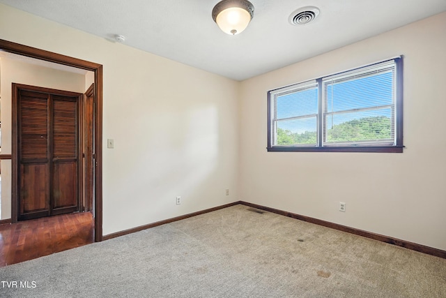 134 Richmond Hts, Jonesville, VA 24263 - carpeted empty room featuring baseboards and a smoke detector