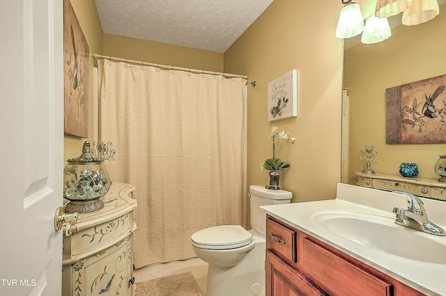 713 Teasel Dr Unit 0, Kingsport, TN 37660 - full bathroom featuring vanity, a textured ceiling, tile patterned flooring, and curtained shower