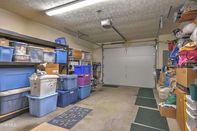 713 Teasel Dr Unit 0, Kingsport, TN 37660 - garage with a garage door opener and a heating unit