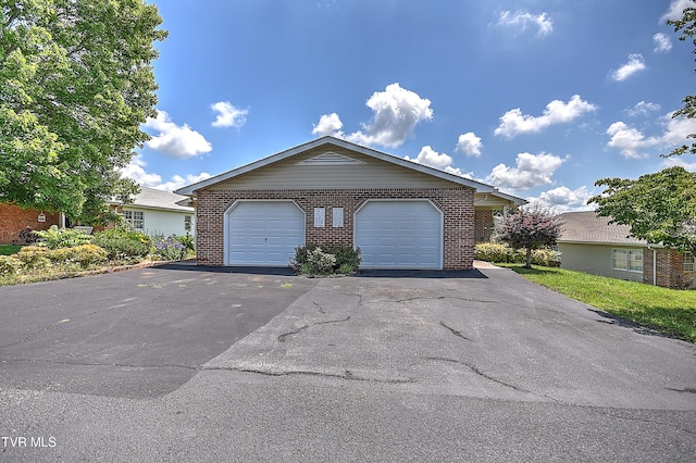 713 Teasel Dr Unit 0, Kingsport, TN 37660 - view of front of property with brick siding