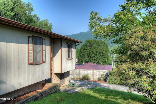 120 Russell Ln, Hampton, TN 37658 - photo 3