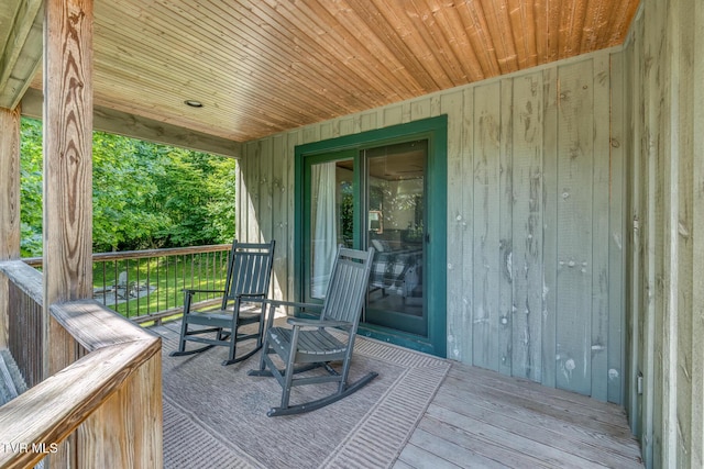 410 Eagle Ridge Rd, Roan Mountain, TN 37687 - view of wooden deck