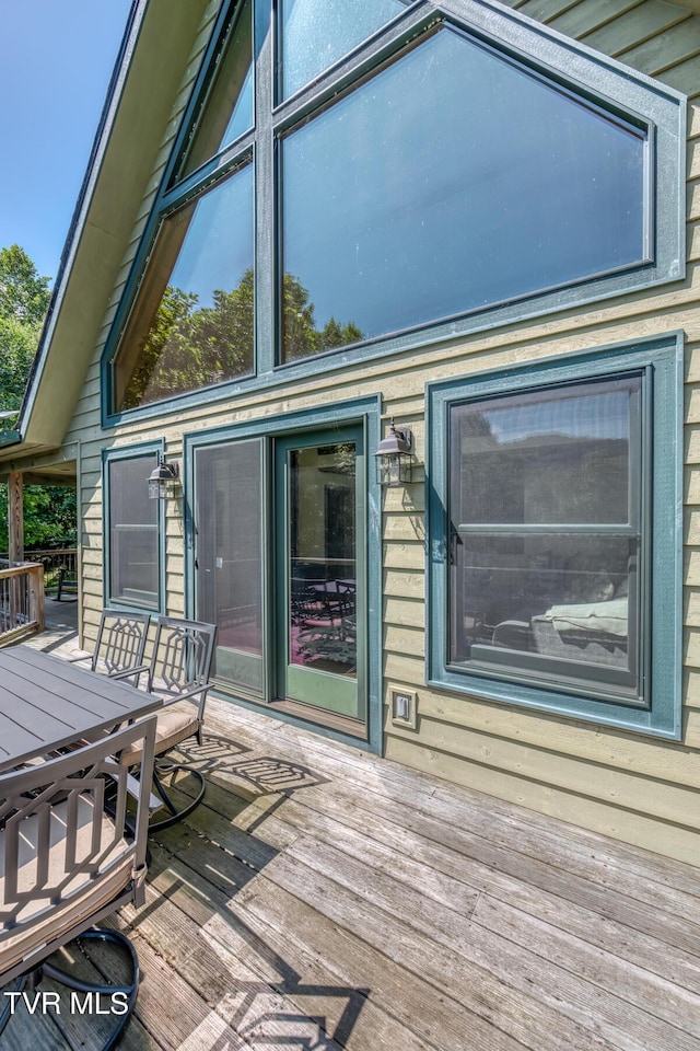 410 Eagle Ridge Rd, Roan Mountain, TN 37687 - view of deck