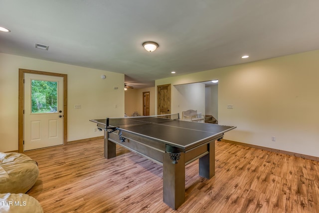 410 Eagle Ridge Rd, Roan Mountain, TN 37687 - rec room featuring light wood finished floors and recessed lighting