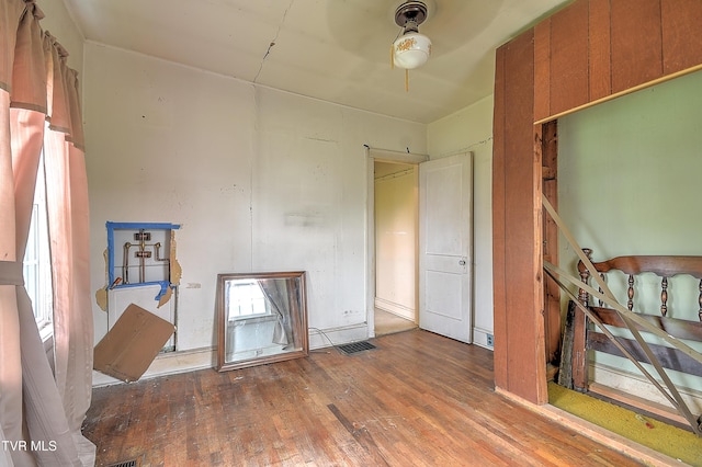 1230 Carolina Ave, Bristol, TN 37620 - spare room featuring wood finished floors