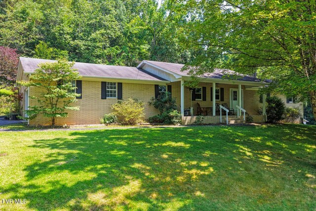 318 Arrowhead Dr, Rogersville, TN 37857 - photo 1