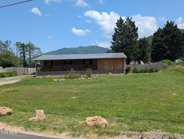 204 Spring St, Hampton, TN 37658 - photo 2