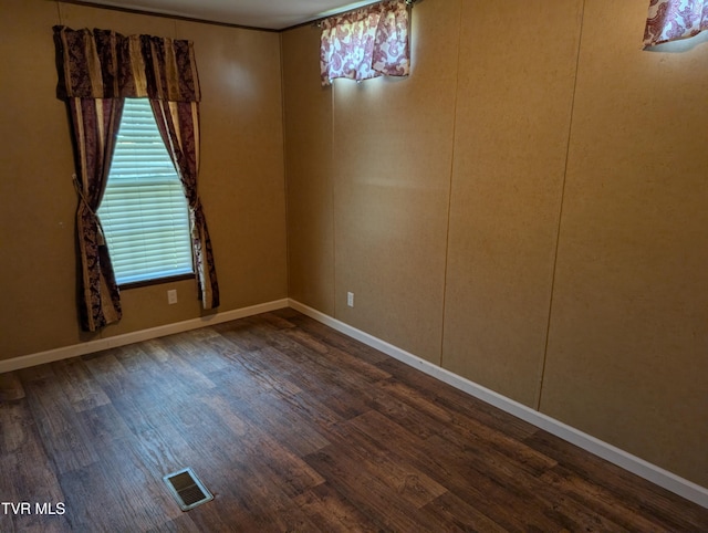 204 Spring St, Hampton, TN 37658 - photo 9