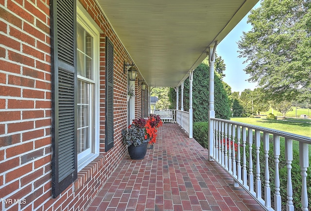 6054 Old Jonesboro Rd, Bristol, TN 37620 - view of covered porch