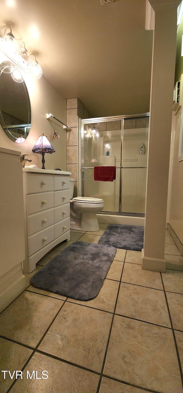 312 Old Franklin Pl Unit 5, Jonesborough, TN 37659 - full bath featuring tile patterned floors, a shower stall, and vanity