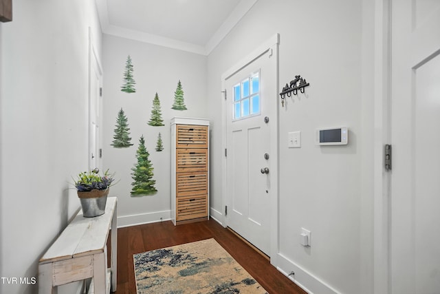 162 Bob Ford Rd, Jonesborough, TN 37659 - foyer featuring dark wood-type flooring and crown molding