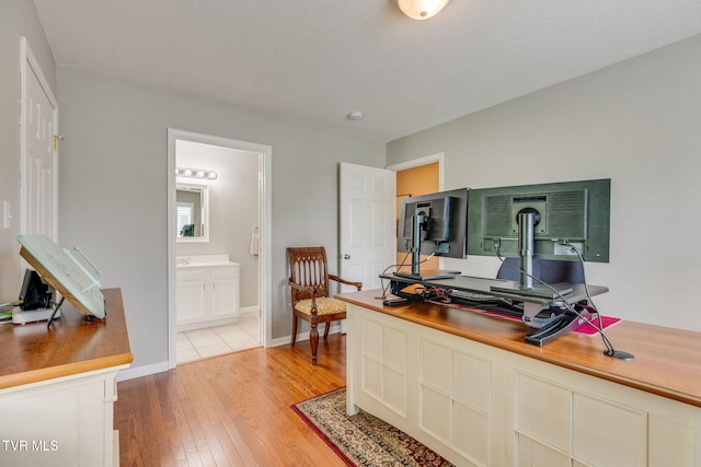 19275 Wyndale Rd, Abingdon, VA 24210 - office space with light wood-style floors and baseboards
