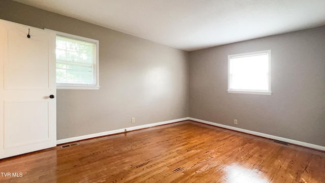 412 Brookwood Dr, Bristol, TN 37620 - photo 21