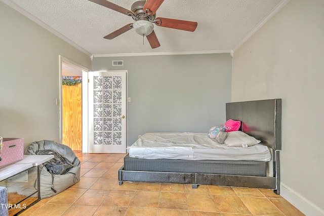 22643 Twin Oaks Rd, Abingdon, VA 24211 - bedroom featuring a textured ceiling, crown molding, and a ceiling fan
