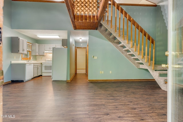2024 Queensbury Ct, Kingsport, TN 37660 - photo 2